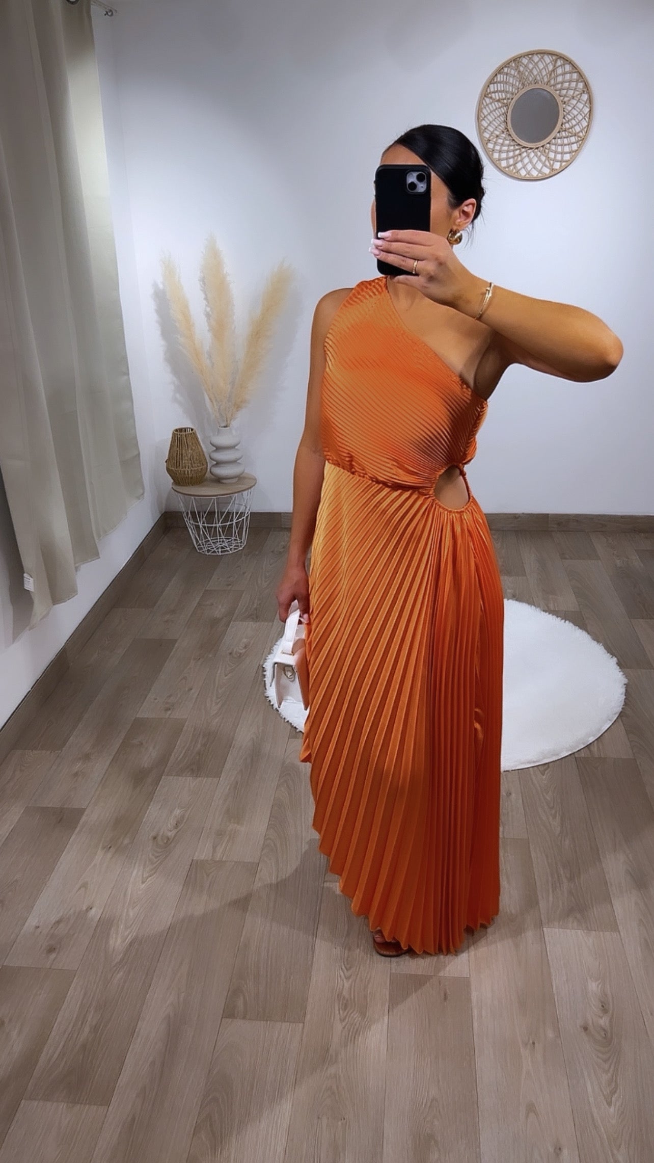 Robe asymétrique orange